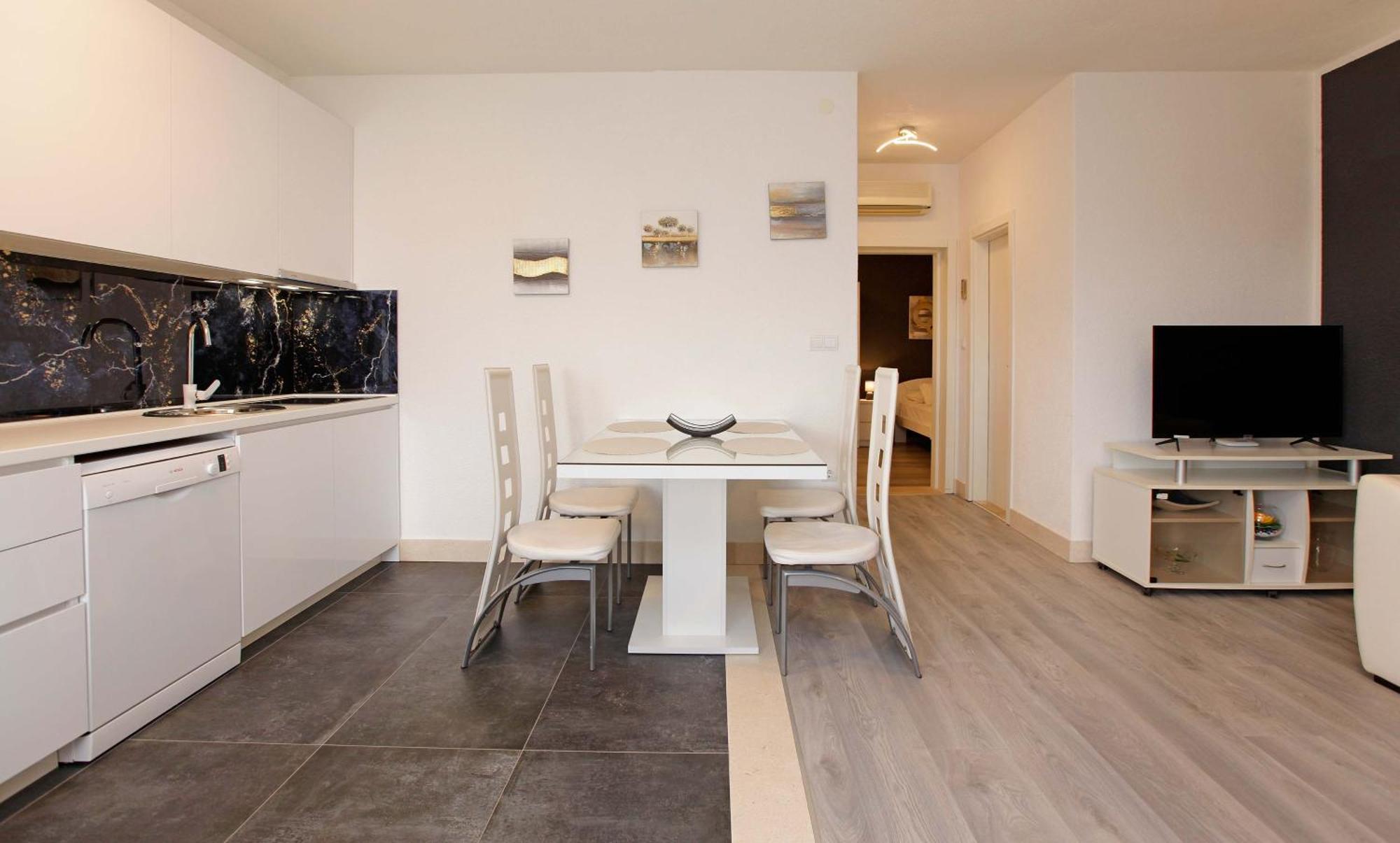 Apartments Toni Bol Room photo