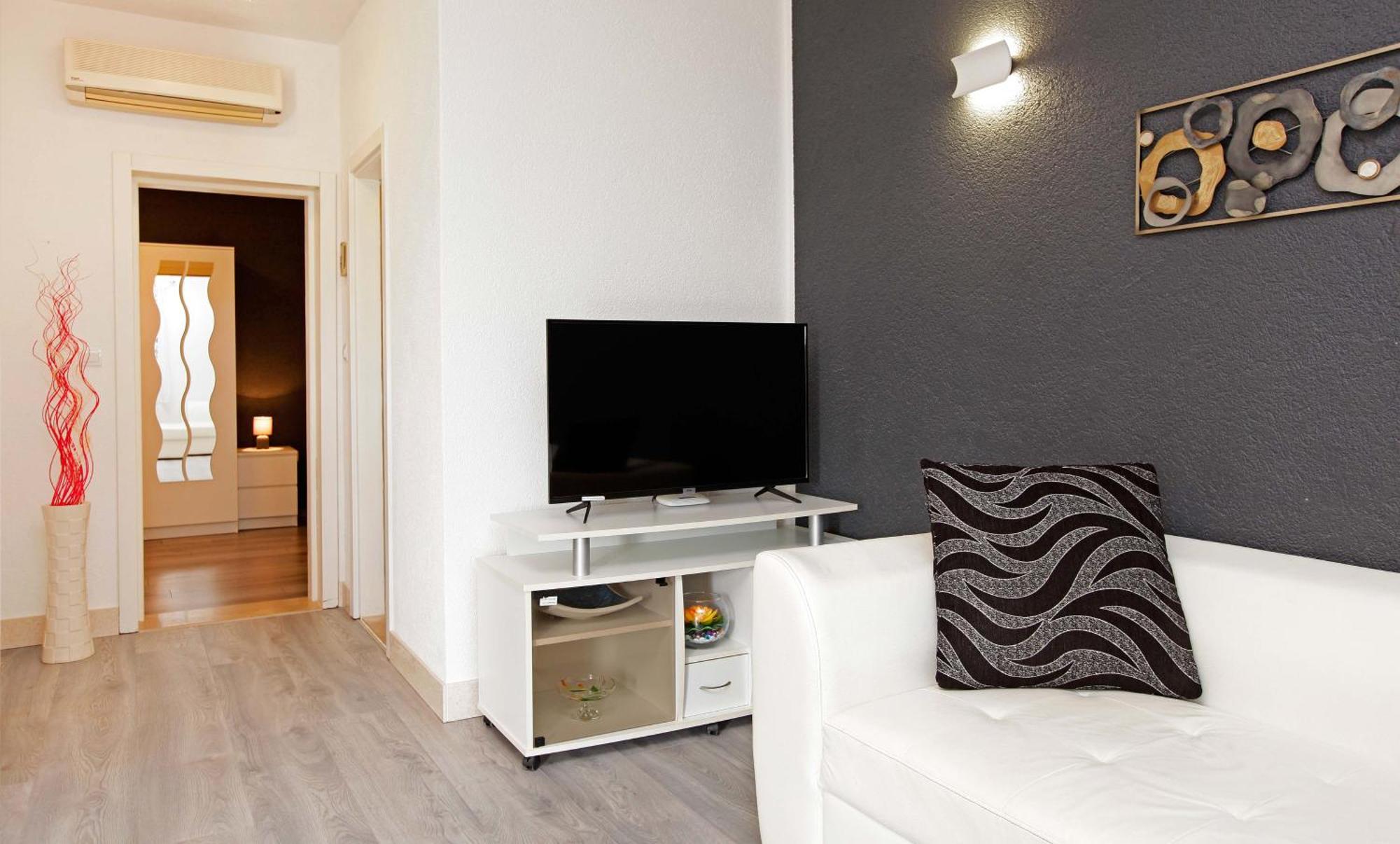 Apartments Toni Bol Room photo