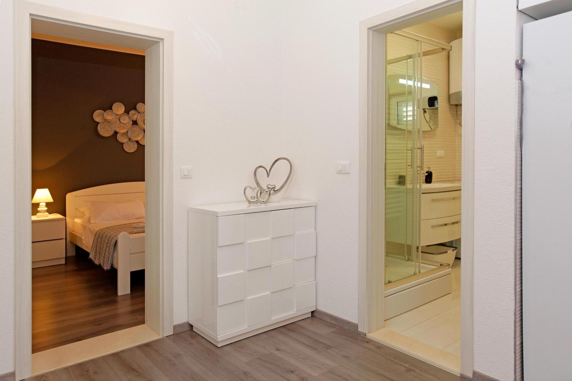 Apartments Toni Bol Room photo